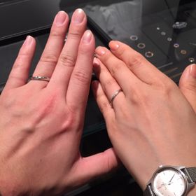 【エクセルコダイヤモンド(EXELCO DIAMOND)の口コミ】 婚約指輪を選びに行ったのですか、そのまま結婚指輪も選ぶ事にしました。…