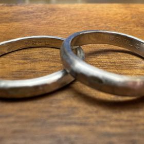 【CRAFY(クラフィ)の口コミ】 シンプルで毎日つけやすい指輪を探していました。元の価格からプラスせず…