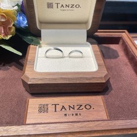 【TANZO.(鍛造指輪)の口コミ】 主人が工事現場にも行くお仕事で、とにかく丈夫なものがいいなと思ってい…