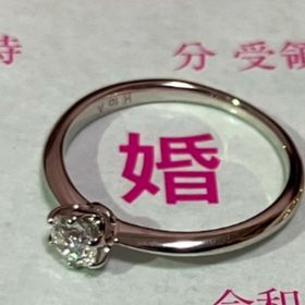 【COCCO(コッコ)】の口コミ 一粒ダイヤの定番デザインの指輪です。シンプルなデザインでとてもかわいら...