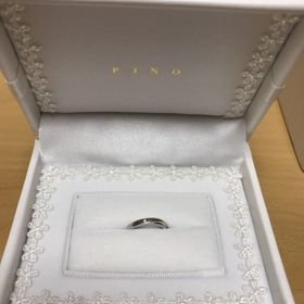 【宝寿堂(ほうじゅどう)の口コミ】 シンプルなデザインですが、クロスの形になっているので、指が細く見えま…