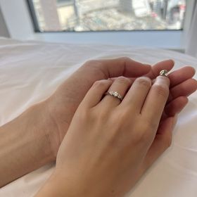 【銀座ダイヤモンドシライシの口コミ】 見た目が可愛くて毎日つけたくなります。どこから見てもキラキラしていて…