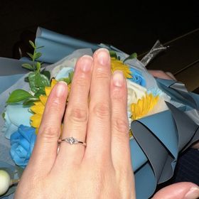 【アイプリモ(I-PRIMO)の口コミ】 シンプルかつ華やかさがあり、指輪の形にも意味が込められている。また、…