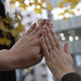 【出雲結(いずもゆい)の口コミ】 シンプルな指輪を探している中で、この指輪に出会いました。柔らかいイメ…