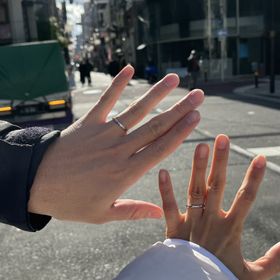 【ケイウノ ブライダル(K.UNO BRIDAL)の口コミ】 自分達名前のイニシャルをあたかもそういうデザインかのようにさりげなく…