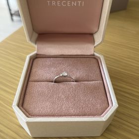 【TRECENTI(トレセンテ)の口コミ】 デザインの独自性の高さが決め手でした。他とかは違うダイヤモンドを浮か…