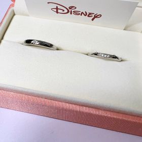 【ケイウノ ブライダル(K.UNO BRIDAL)の口コミ】 美女と野獣デザインの指輪を購入させていただきました。婚姻届が美女と野…