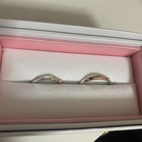 【nocur(ノクル)の口コミ】 シンプルながらちゃんとダイヤも入っていて、飽きのこないデザインで良さ…