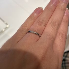 【ティファニー(Tiffany & Co.)の口コミ】 ダイヤの輝きが適度にあることと、年齢を重ねてもつけられるデザインです…