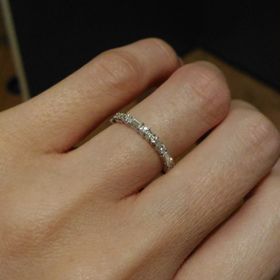 【AHKAH(アーカー)の口コミ】 華奢な造りと、色んな形にカットされたダイヤの可愛らしさに惹かれて購入…