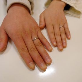 【COLANY(コラニー)の口コミ】 ペアでとてもかわいいです。
夫婦感があります。
シンプルすきず、デザイ…