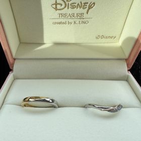 【ケイウノ ブライダル(K.UNO BRIDAL)の口コミ】 内側にディズニーキャラクターの刻印を入れました
ディズニーデザインだと…