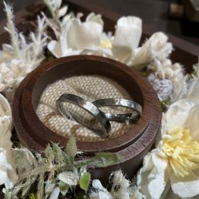 【鎌倉彫金工房の口コミ】 店舗で買うとそれなりに価格上がり、デザインや素材を妥協することも視野…