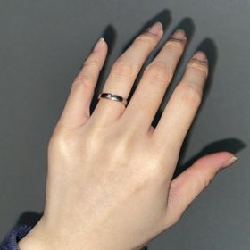 【銀座ダイヤモンドシライシの口コミ】 内側がピンクゴールドになっていて、外側から見てもそれがわかるデザイン…