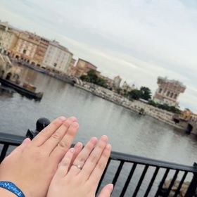 【ティファニー(Tiffany & Co.)の口コミ】 ダイヤモンドのグレードにこだわって選んでくれたみたいです。
グレードを…