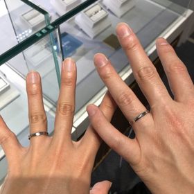 【BONDS(ボンズ)の口コミ】 プラチナの指輪で価格を抑えたものを探していました。どちらかというと平…