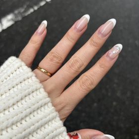 【カルティエ(Cartier)の口コミ】 最初のリングは流行り廃りのないオーソドックスな指輪を探していました。…