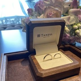 【TANZO.(鍛造指輪)の口コミ】 私はシンプルなデザインが好みでしたが、その中でもマット加工や面取りS字…