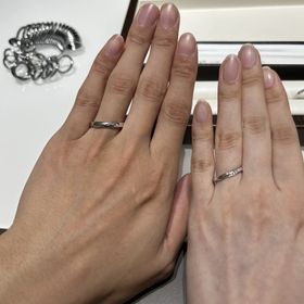 【LUCIE(ルシエ)の口コミ】 シンプルで幅が細すぎず太すぎずで、全身鏡で２人並んで見た時のボリュー…