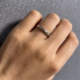 【Pink Dolphin Diamond(ピンクドルフィンダイヤモンド)】の口コミ 素材はプラチナ900です。耐久性は低いと思いますが
ピンクダイヤモンド...