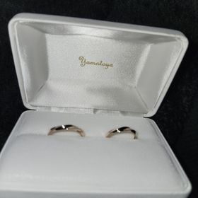 【Ricca(リッカ)の口コミ】 シンプルで可愛いです。
来店予約をして、すごく迷いましたが、店長様が対…