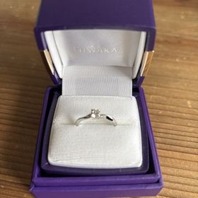 【俄(にわか)の口コミ】 ウェーブ形でシンプルさの中にカジュアルさも入っていて見た目がとても好…