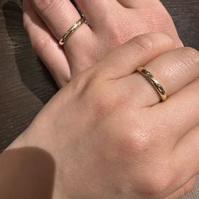 【TANZO.(鍛造指輪)の口コミ】 自分たちのこだわりや求めている形をたくさんのサンプルや写真から決める…