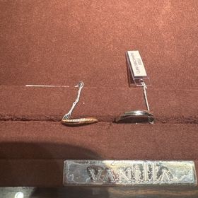 【Love Bond(ラブボンド)の口コミ】 デザインが素晴らしい。ダイヤも多めでどこからでもウェーブが見えて綺麗…