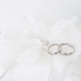 【Ptau(ピトー)】の口コミ 私も夫も、とにかくシンプルで長く着けられるものを希望していました。お店...