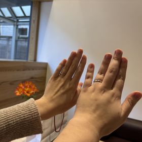 【出雲結(いずもゆい)の口コミ】 女性用のリングが細めで、男性用やリングが太めなので2人ともの指の太さに…