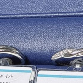 【銀座ダイヤモンドシライシの口コミ】 うねっとした動きのあるデザインがよかったのでダイヤモンドシライシさん…