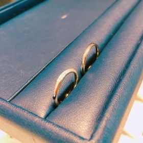 【銀座ダイヤモンドシライシの口コミ】 初めて2人で指輪を見に行っていろんな指輪を見てどんなのがいいか分からな…