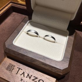 【TANZO.(鍛造指輪)の口コミ】 2人ともシンプルなデザインがよかったので出来るだけシンプルにしました。…
