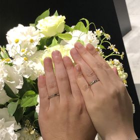 【ヴァン クリーフ＆アーペル(Van Cleef & Arpels)】の口コミ シンプルなデザインで日々過ごす中で違和感なく寄り添ってくれるリングでと...