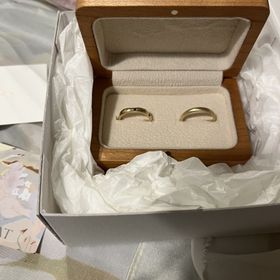 【atelier ST, CAT(アトリエ エスティーキャット)の口コミ】 個性的でカラフル、キラキラした指輪が欲しくてオーダーしました。
サンプ…