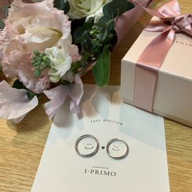 【アイプリモ(I-PRIMO)の口コミ】 マット加工であり、輝きの強い指輪に比べ主張しすぎないためビジネスシー…
