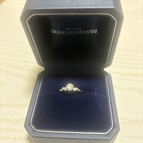 【銀座ダイヤモンドシライシの口コミ】 指輪のデザインにこだわりはなかったので直観で決めました。いくつか見せ…