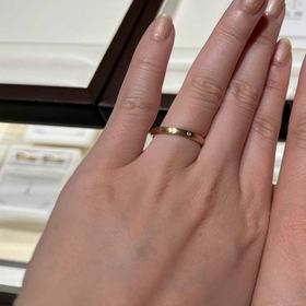 【俄(にわか)の口コミ】 ストレート、ダイヤ付き、つや消し、ゴールドで探していたため好みドンピ…