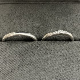 【BOASORTE(ボアソルテ)の口コミ】 色々見て試着をしましたが、婚約指輪と同じブランドでセットだったものを…