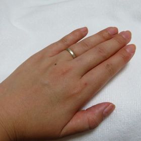 【SUEHIRO(スエヒロ)の口コミ】 夫とペアのものにしたかったので、男性の手にも女性の手にも似合うものを…