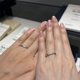 【銀座ダイヤモンドシライシの口コミ】 入籍日の七夕にちなんで、星のイメージの「starry」を選びました。右上が…