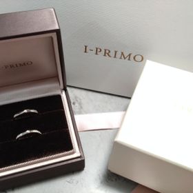【アイプリモ(I-PRIMO)の口コミ】 シンプルながらダイヤの位置など工夫が凝らされていて他とは違ったデザイ…