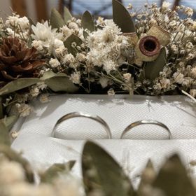 【湘南彫金工房 andfuseの口コミ】 シンプルなデザインが多いですが、仕上げ方や素材、模様などたくさんの組…