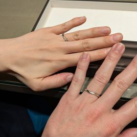 【アイプリモ(I-PRIMO)の口コミ】 素材にプラチナを使用していることもあり、指輪の光沢感や高級感が増して…