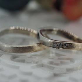 【Antille(アンティール)の口コミ】 ブラックとローズゴールドのグラデーションリングで、グラデーションの境…