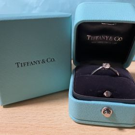 【ティファニー(Tiffany & Co.)の口コミ】 シンプルな形状をしているので、何に合わせてもフィットしてくるかと思い…