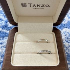 【TANZO.(鍛造指輪)の口コミ】 入籍指輪と結婚指輪のセットを作りました。普段、装飾品を付けないので先…