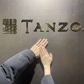 【TANZO.(鍛造指輪)の口コミ】 頑丈！！山谷ラインの艶消しで向きを変えるとデザインが変わる！指輪の色…