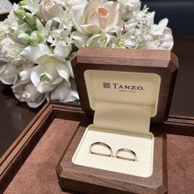 【TANZO.(鍛造指輪)の口コミ】 鍛造製法による高耐久性を重視しつつも2種類の金属(プラチナ、18金)を使用…