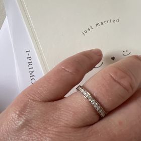 【アイプリモ(I-PRIMO)の口コミ】 プラチナの色、イエローゴールドやピンクゴールドの色の間をとるような、…